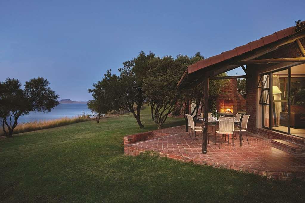 First Group Qwantani Hotel Harrismith Kamer foto