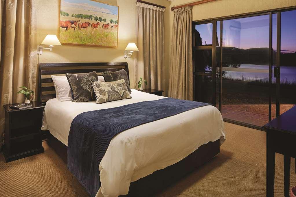 First Group Qwantani Hotel Harrismith Kamer foto