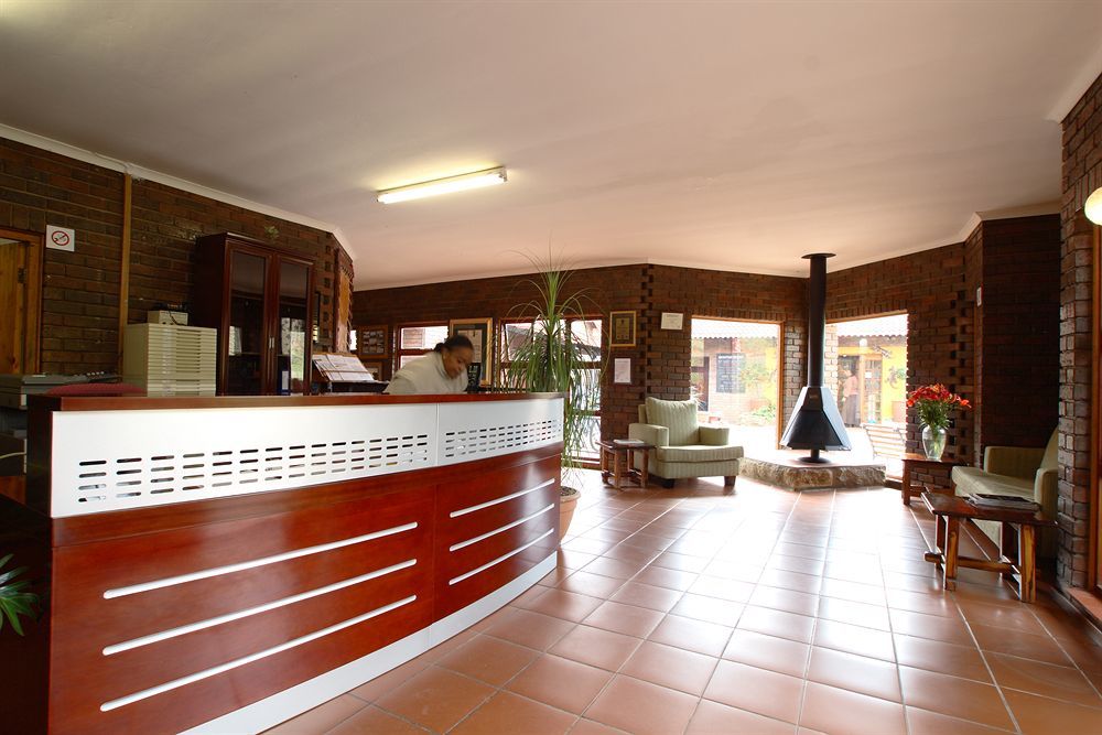 First Group Qwantani Hotel Harrismith Buitenkant foto