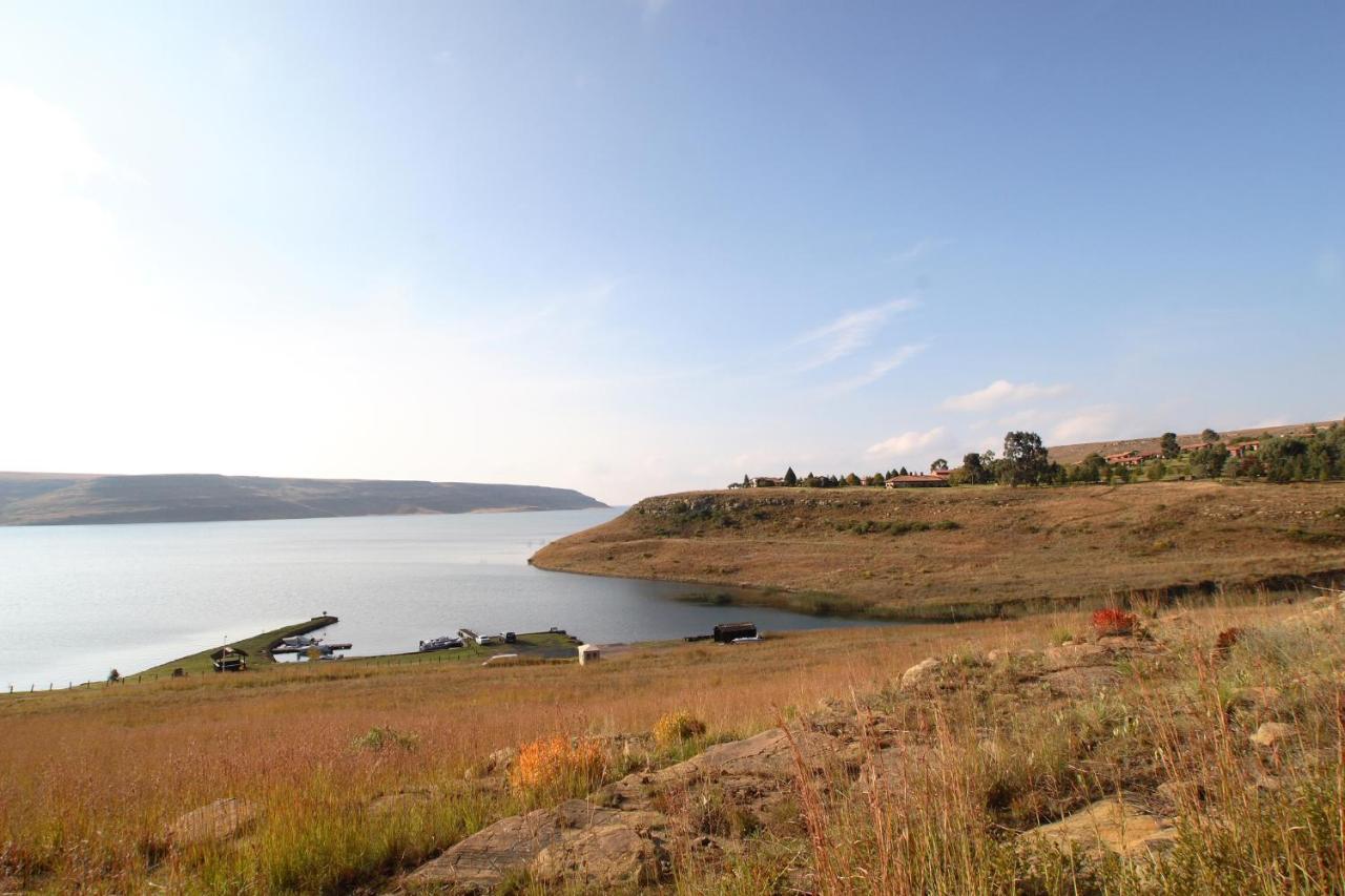 First Group Qwantani Hotel Harrismith Buitenkant foto