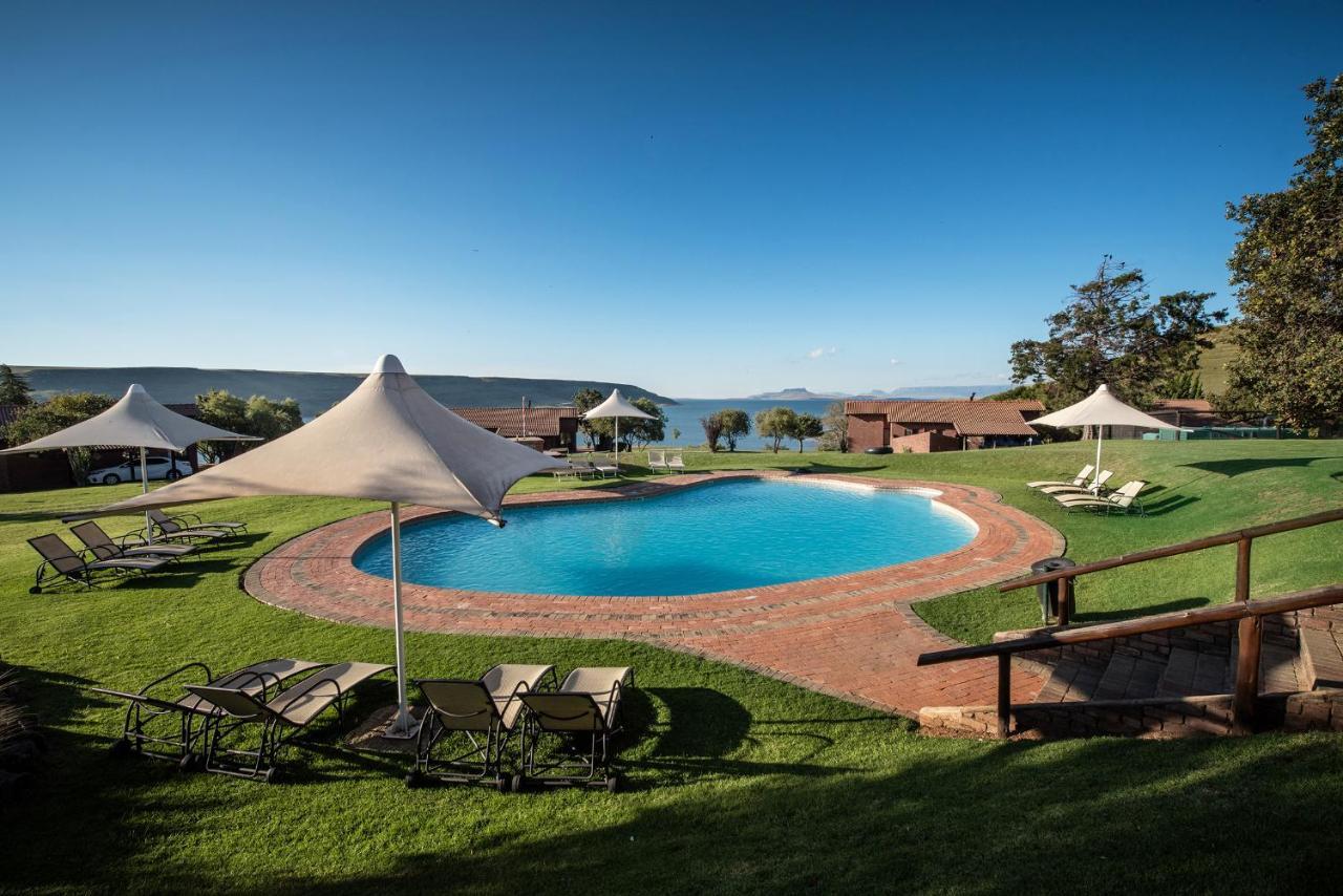 First Group Qwantani Hotel Harrismith Buitenkant foto